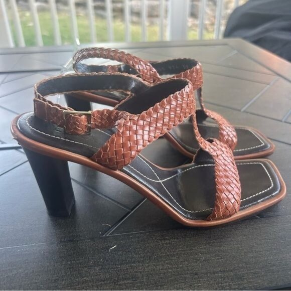 Escada braided leather 3" block heel sandals, neutral, chic size 39 EU ladies - Picture 2 of 12
